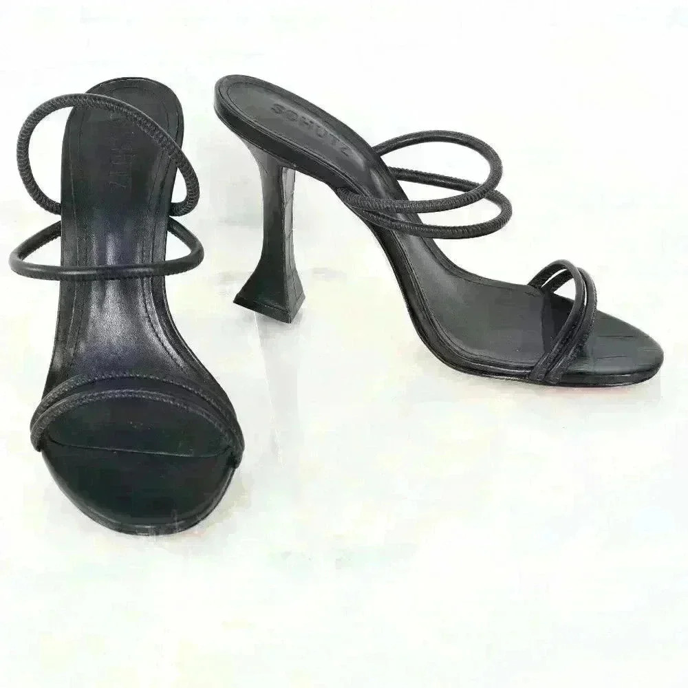 Schutz Lucimar Sandal Black mob wife vibes